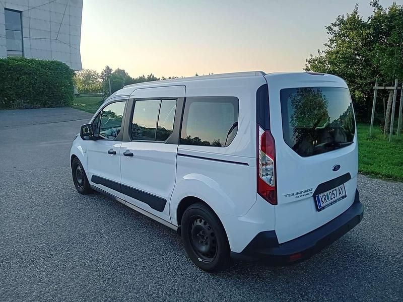 Gebraucht Ford Tourneo Connect Trend 101 PS (74 kW) 2018 Weiß Van / Kleinbus