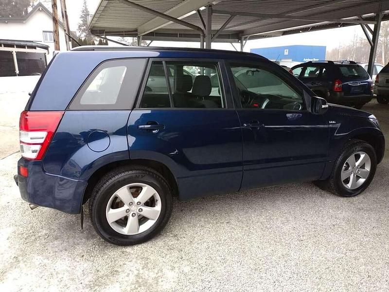 Gebraucht Suzuki Grand Vitara 129 PS (94 kW) 2010 Blau SUV