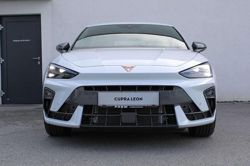 Weiß Neu 2025 Cupra Leon Kleinwagen | € 29.980 (Fairer Preis) - Bild 1/4