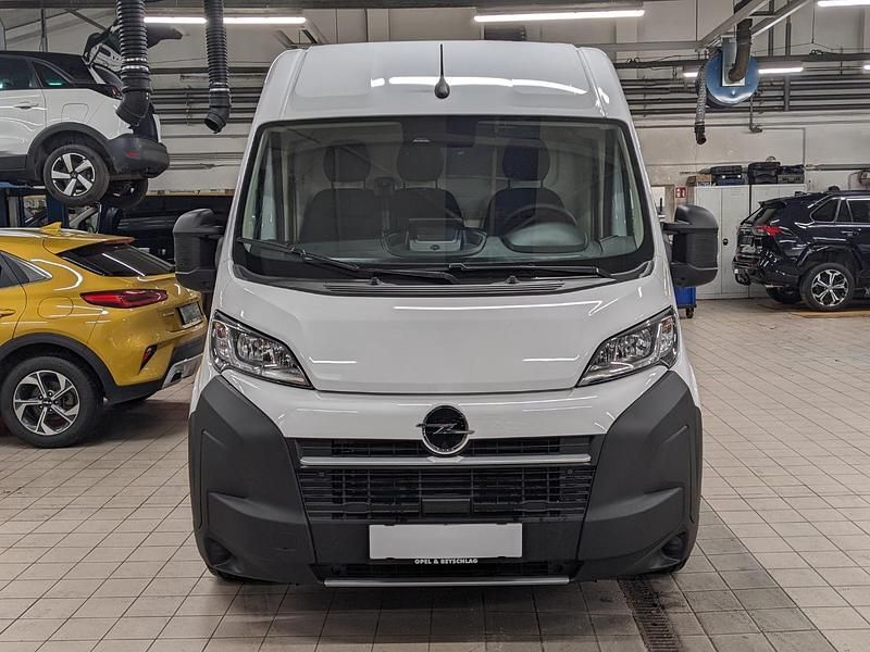 Neu Opel Movano 140 PS (102 kW) 2025 Icy white Van