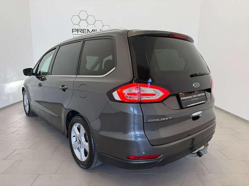 Gebraucht Ford Galaxy Titanium 179 PS (131 kW) 2017 Grau Van / Kleinbus