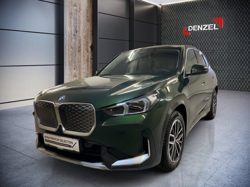 Sanremo green metall Gebraucht 2025 BMW iX1 SUV | € 46.170 (Superpreis) - Bild 1/1