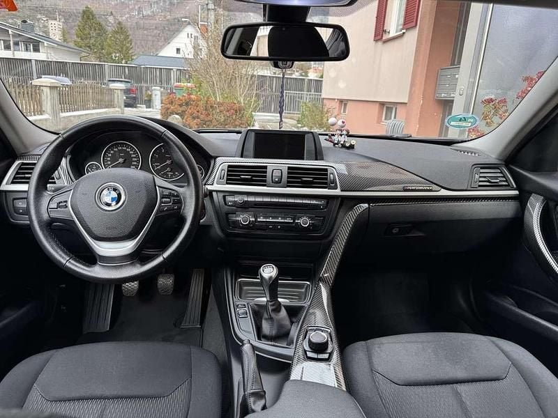 Grau Gebraucht 2012 BMW 316 Limousine | € 11.500 (Superpreis) - Bild 1/4