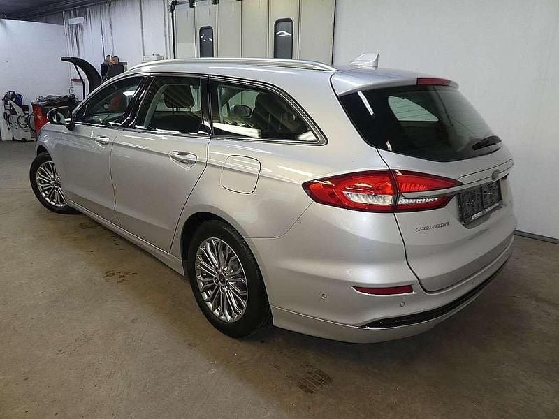 Gebraucht Ford Mondeo Titanium 150 PS (110 kW) 2022 Silber Kombi