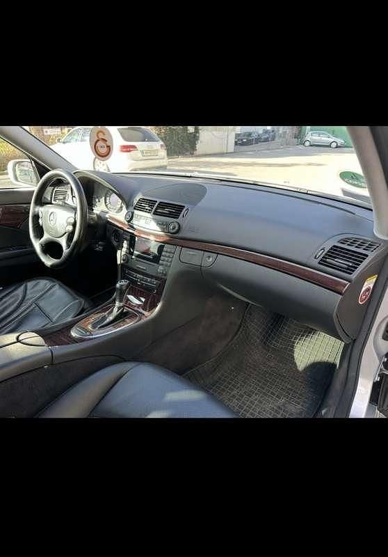 Gebraucht 2007 Mercedes E320 Classic Limousine | € 3.300 - Bild 1/4