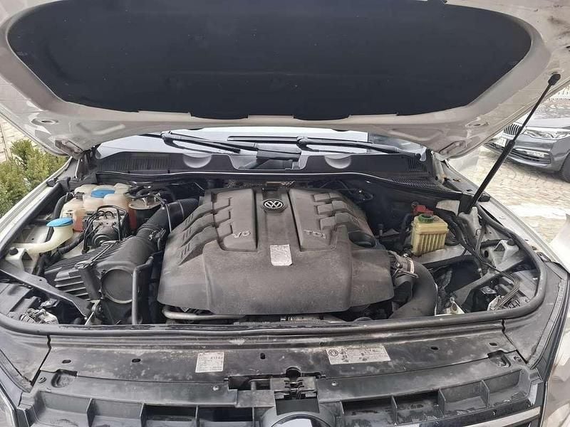 Gebraucht VW Touareg 204 PS (150 kW) 2012 Weiß SUV