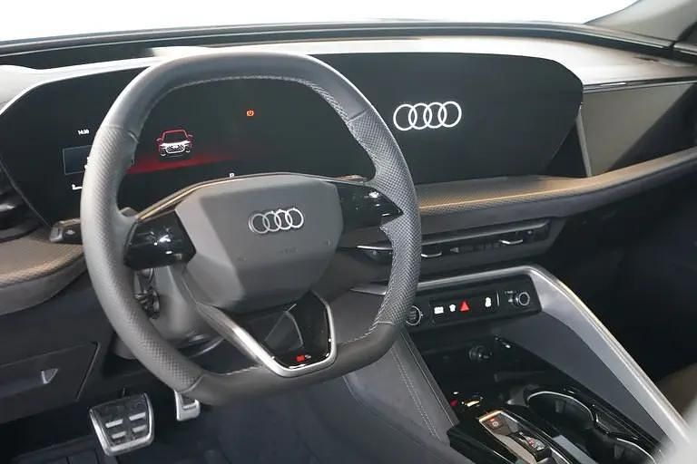 Gebraucht Audi Q5 Sportback Ambiente 367 PS (269 kW) 2025 Mittelgrau  metallicperleffekt SUV