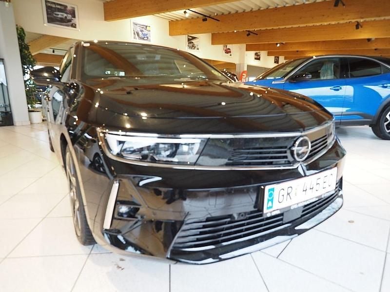 Schwarz Gebraucht 2023 Opel Astra Ultimate Limousine | € 26.900 (Fairer Preis) - Bild 1/4
