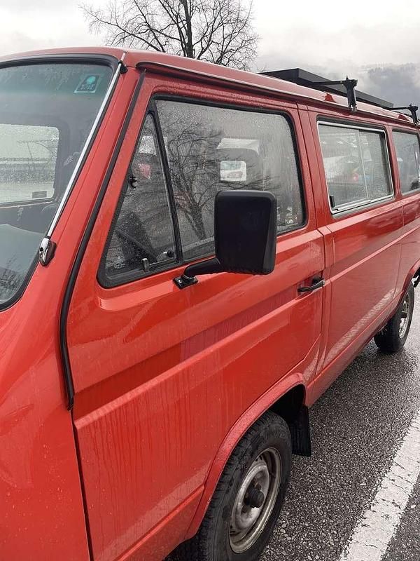 Gebraucht VW T3 111 PS (81 kW) 1986 Rot Van