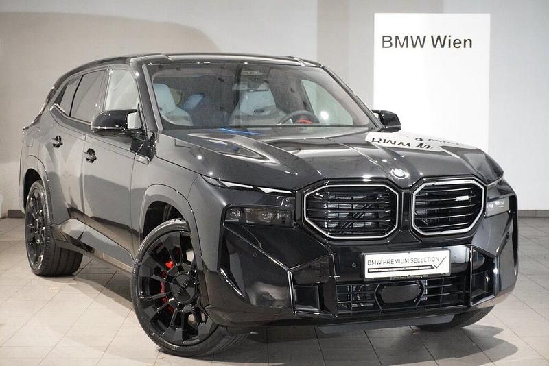 Gebraucht BMW XM Efficient Dynamics 313 PS (230 kW) 2025 Saphirschwarz SUV