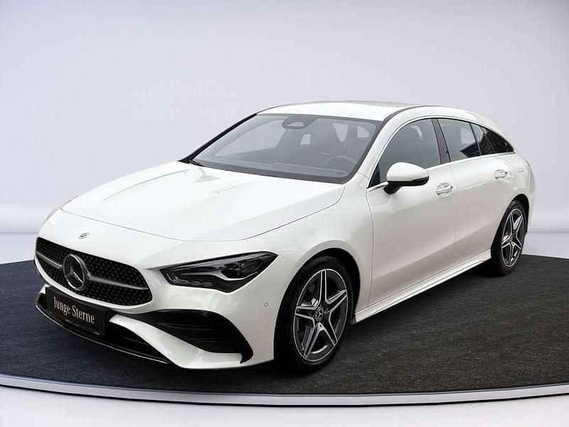 Gebraucht Mercedes CLA180 Shooting Brake AMG line 136 PS (100 kW) 2024 Weiß Kombi
