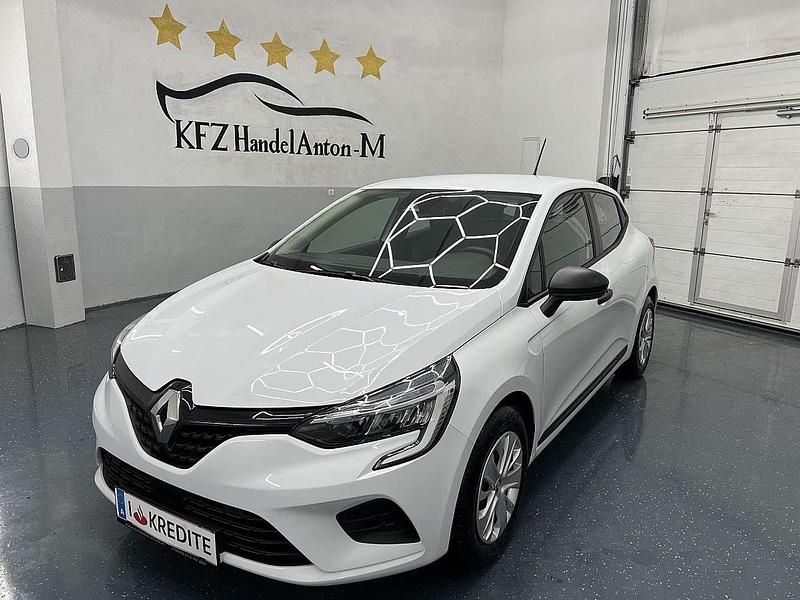 Weiß Gebraucht 2021 Renault Clio V Life Limousine | € 9.890 (Fairer Preis) - Bild 1/4