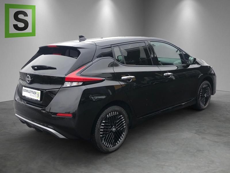 Gebraucht Nissan Leaf N-Connecta 159 kW (217 PS) 2023 Schwarz Kleinwagen