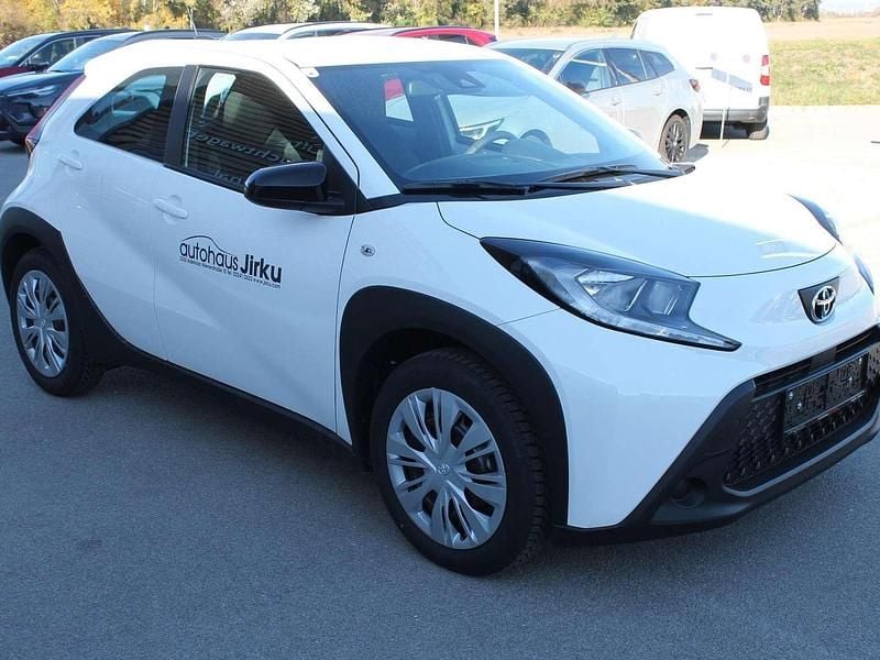 Gebraucht Toyota Aygo 72 PS (52 kW) 2025 Weiß Kleinwagen