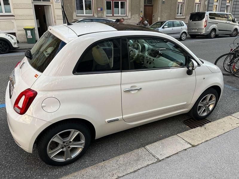 Weiß Gebraucht 2017 Fiat 500 Lounge Limousine | € 11.500 (Etwas zu teuer) - Bild 1/4