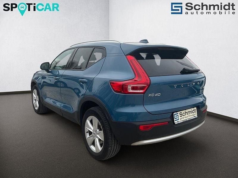 Gebraucht Volvo XC40 Core 163 PS (119 kW) 2024 Blau SUV