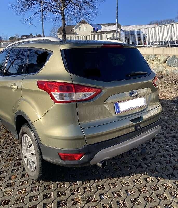 Gebraucht Ford Kuga Trend 150 PS (110 kW) 2013 SUV