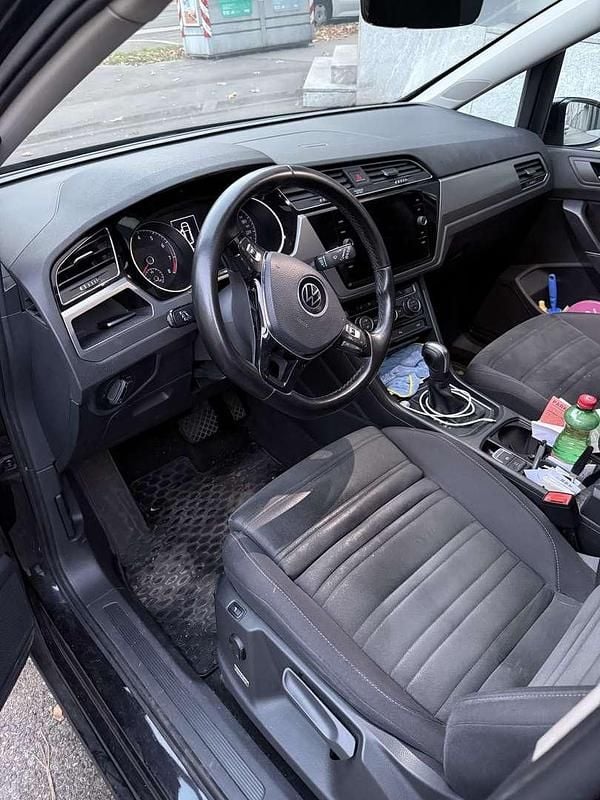 Gebraucht VW Touran 150 PS (110 kW) 2021 Van / Kleinbus