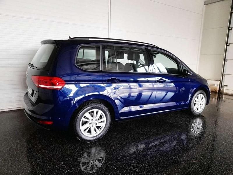 Gebraucht VW Touran Sport 150 PS (110 kW) 2020 Blau Van / Kleinbus