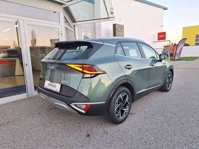 Gebraucht Kia Sportage Silver 150 PS (110 kW) 2022 Grün SUV