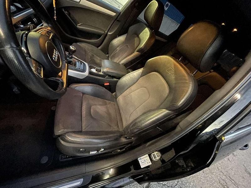 Gebraucht Audi A4 Ambiente 120 PS (88 kW) 2013 Schwarz Kombi