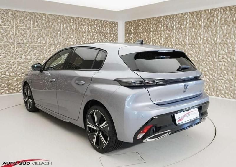Neu Peugeot 308 GT 131 PS (96 kW) 2025 Grau Limousine