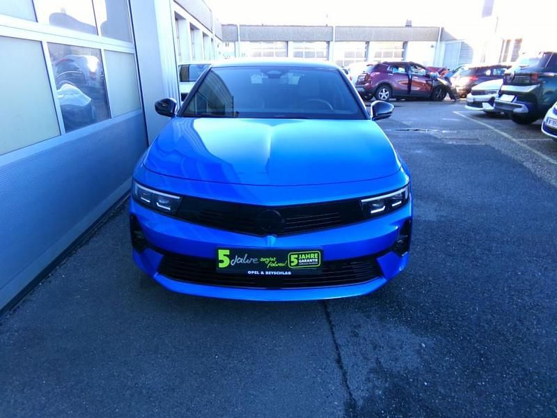 Gebraucht Opel Astra 131 PS (96 kW) 2022 Limousine