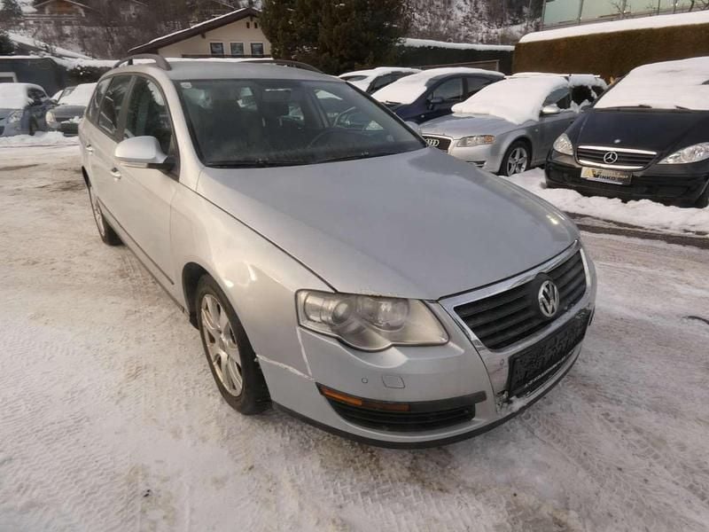 Grau Gebraucht 2008 VW Passat Trendline Kombi | € 2.300 (Superpreis) - Bild 1/4