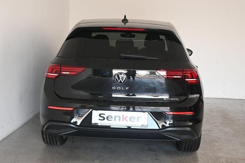 Neu VW Golf VIII 204 PS (150 kW) 2026 Schwarz  metallicperleffektno