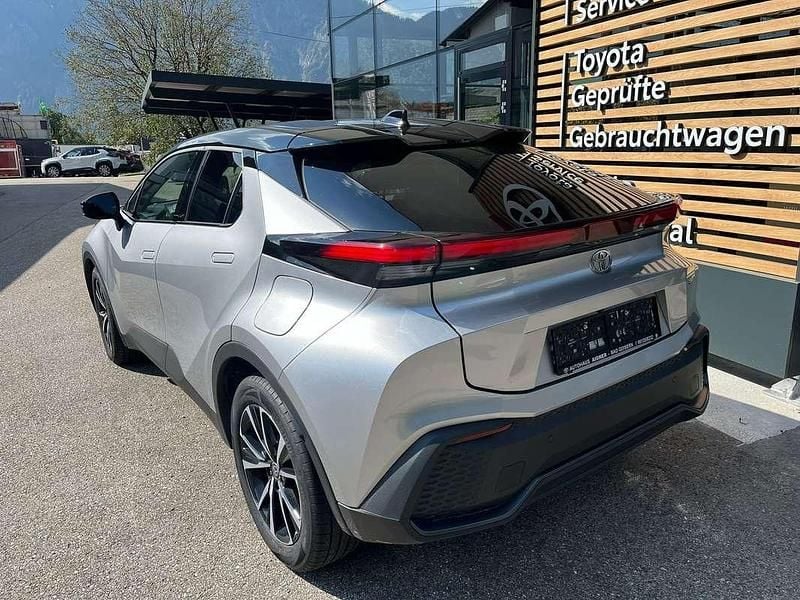 Gebraucht Toyota C-HR Active 98 PS (72 kW) 2024 Silber SUV