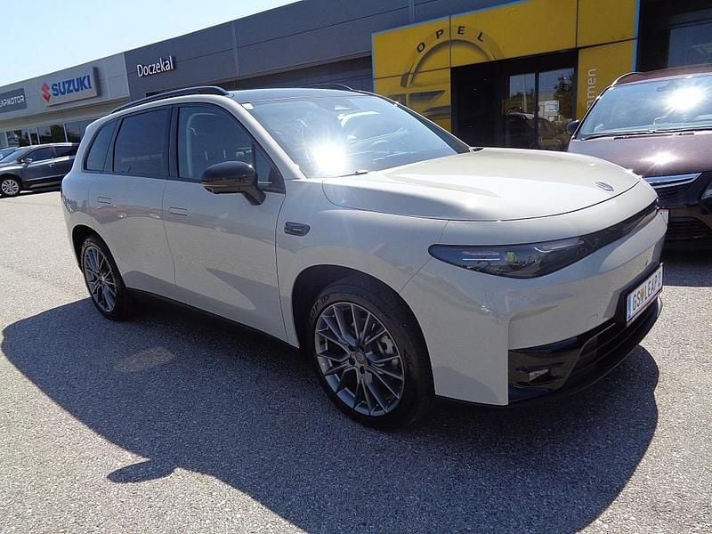 Gebraucht Leapmotor C10 160 kW (218 PS) 2025 Grau SUV