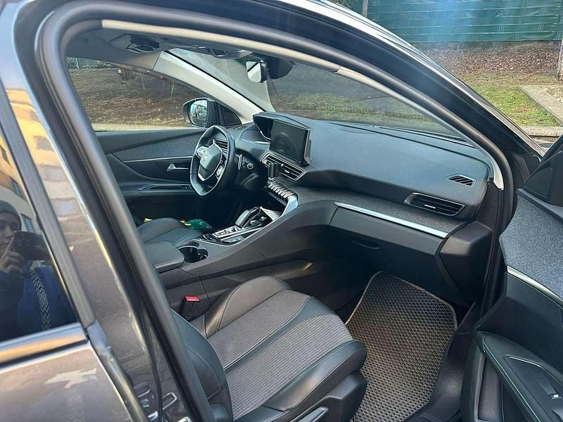 Gebraucht Peugeot 3008 Allure 181 PS (133 kW) 2020 SUV