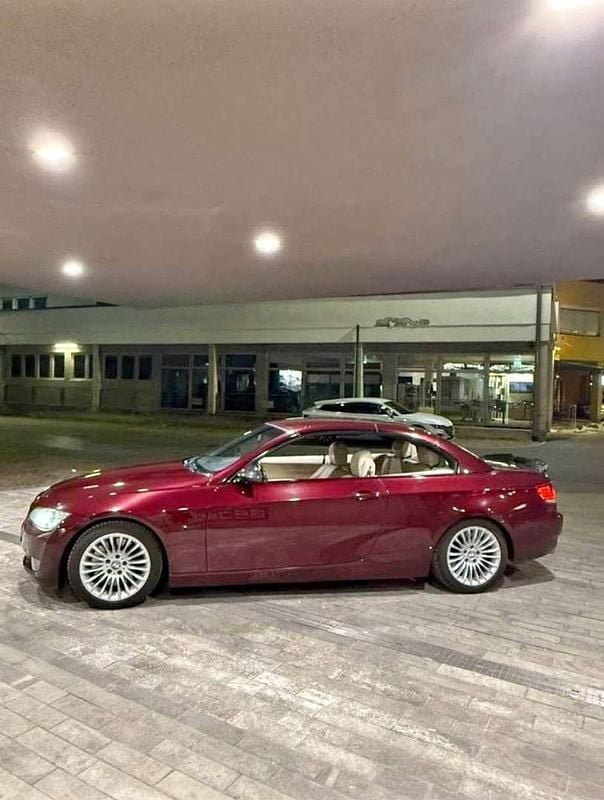 Gebraucht 2008 BMW 330 Cabriolet Cabrio | € 12.900 (Fairer Preis) - Bild 1/4