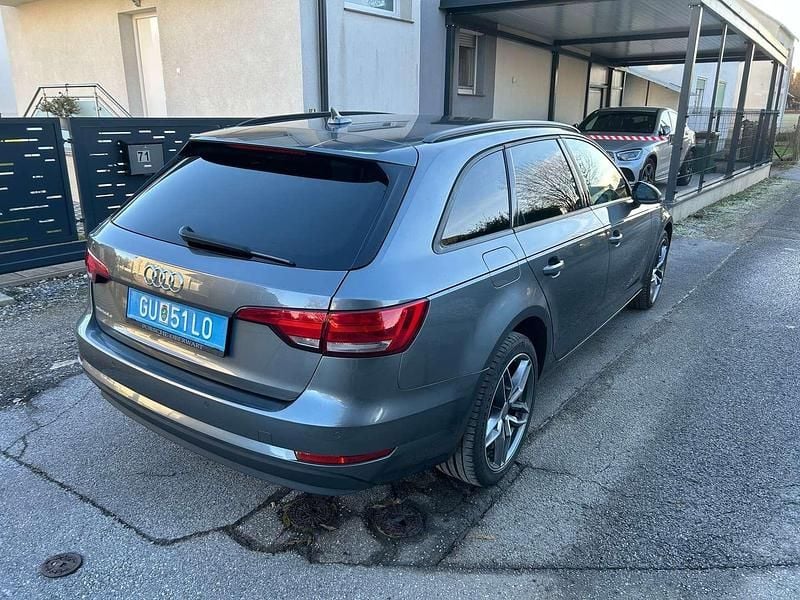 Gebraucht Audi A4 150 PS (110 kW) 2016 Grau Kombi