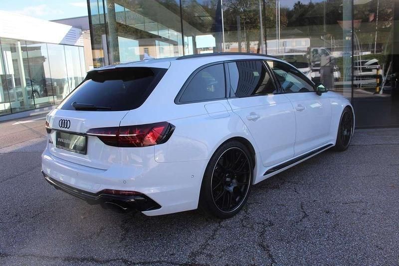 Gebraucht Audi RS4 Ambiente 450 PS (330 kW) 2020 Weiss  metallic Kombi