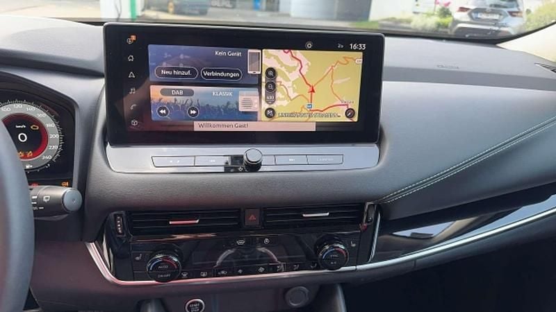 Gebraucht Nissan Qashqai N-Connecta 140 PS (102 kW) 2023 Schwarz SUV
