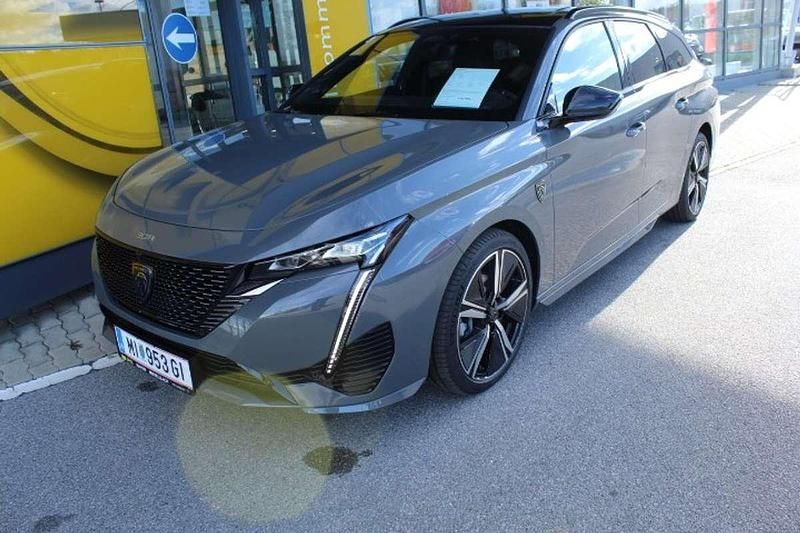 Neu Peugeot 308 SW GT 131 PS (96 kW) 2025 Grau Kombi