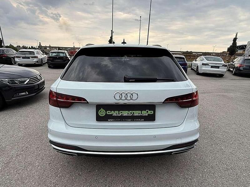 Gebraucht Audi A4 Advanced 163 PS (119 kW) 2022 Weiß Kombi