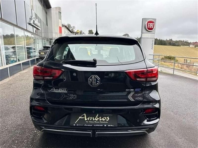 Gebraucht MG ZS Luxury 114 kW (156 PS) 2024 Schwarz SUV