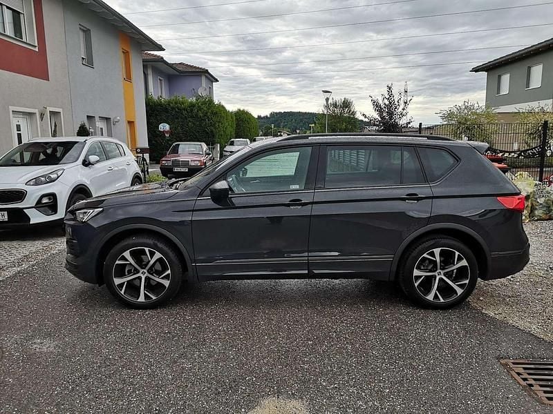 Grau Gebraucht 2020 Seat Tarraco FR SUV | € 29.000 (Fairer Preis) - Bild 1/4