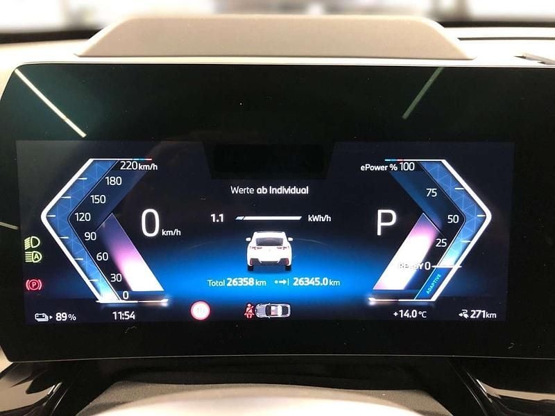 Gebraucht BMW iX2 Shadowline 225 kW (306 PS) 2025 Weiß SUV