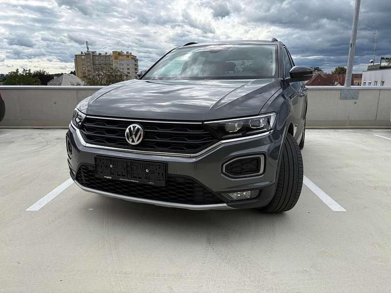 Grau Gebraucht 2018 VW T-Roc Design SUV | € 13.900 (Fairer Preis) - Bild 1/4