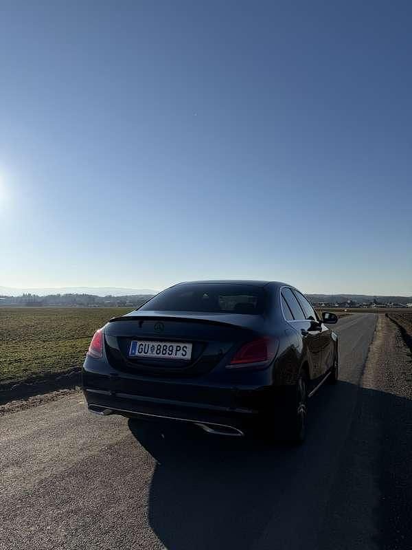 Gebraucht Mercedes C200 160 PS (117 kW) 2019 Limousine