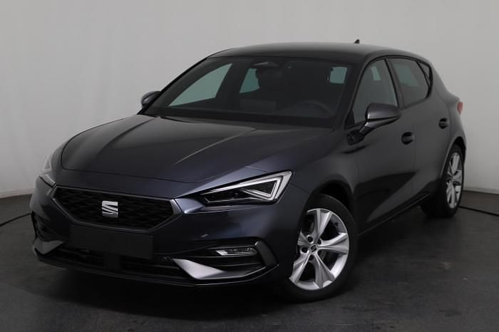 Neu Seat Leon FR 150 PS (110 kW) 2025 Schwarz Limousine