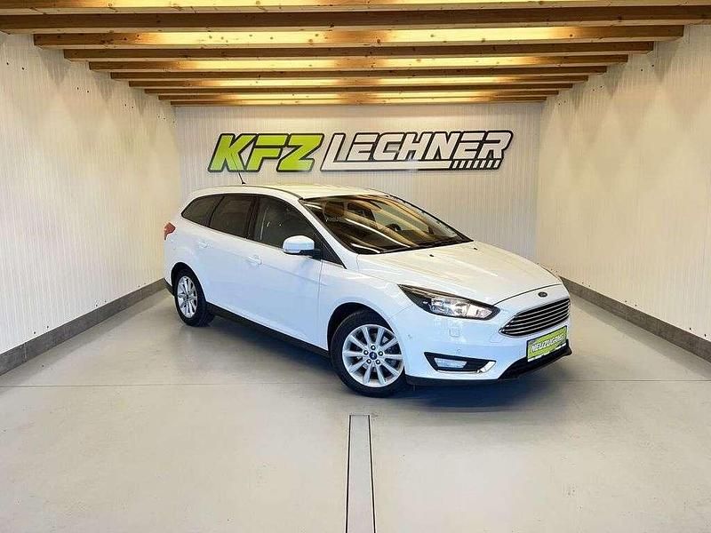 Weiß Gebraucht 2015 Ford Focus Titanium Kombi | € 9.950 (Fairer Preis) - Bild 1/3