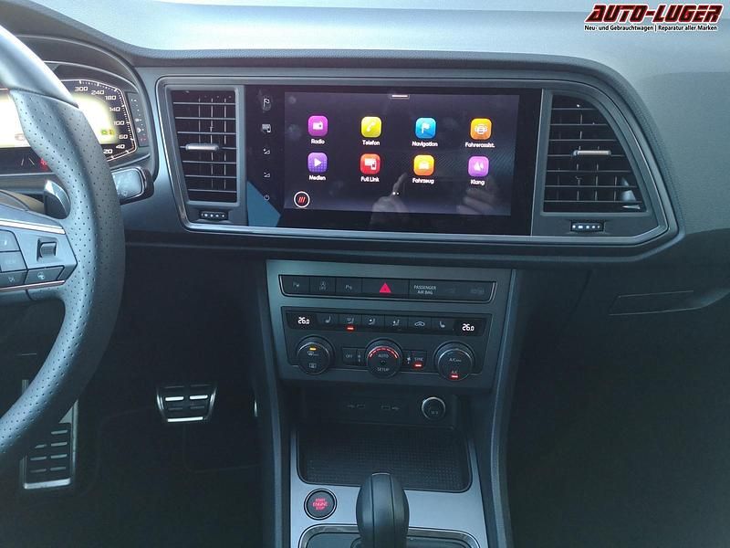 Neu Cupra Ateca 2025 Graphitgrau metallic SUV