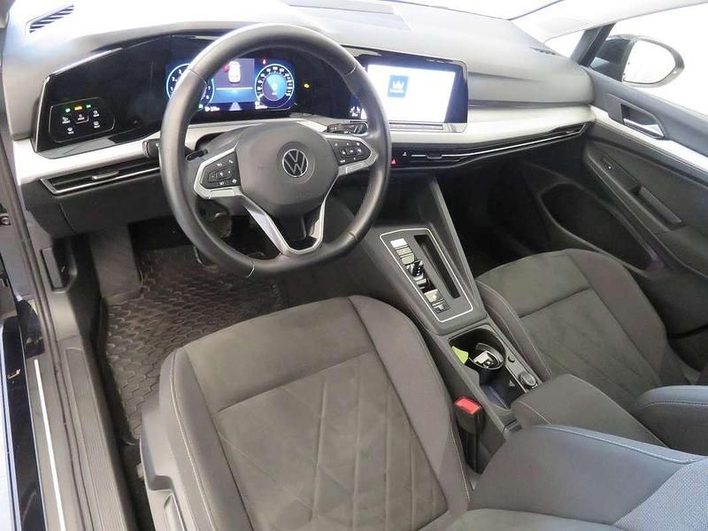 Gebraucht VW Golf VIII Life 110 PS (80 kW) 2020 Schwarz  metallicperleffektno Limousine