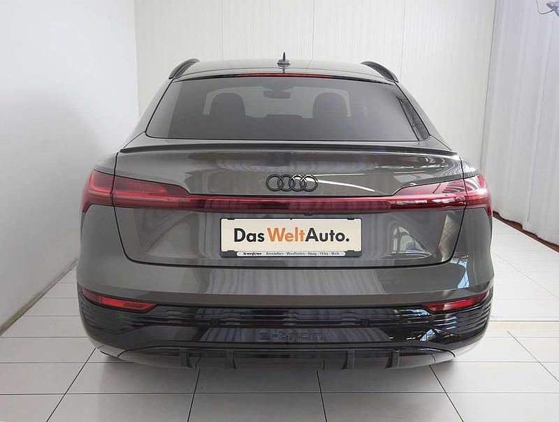 Gebraucht Audi e-tron S-Line 158 kW (215 PS) 2023 Grau SUV