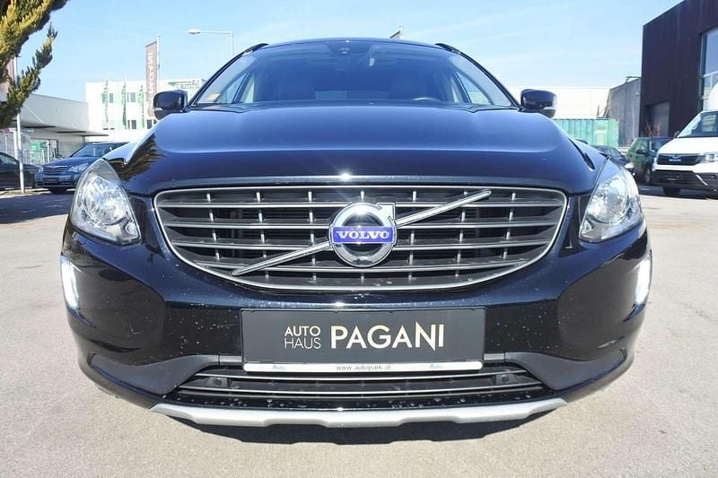 Gebraucht Volvo XC60 Dynamic 190 PS (139 kW) 2016 SUV