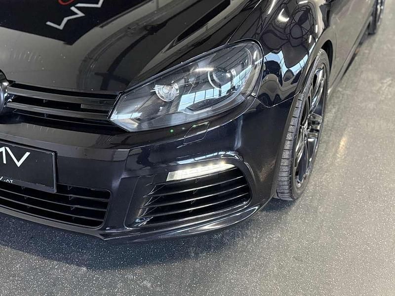 Gebraucht VW Golf VI R 271 PS (199 kW) 2010 Schwarz Kleinwagen